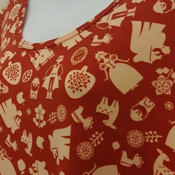 LLR.Disney Its a Small World Perfect T Tunic-0267 - Picture 3 of 12